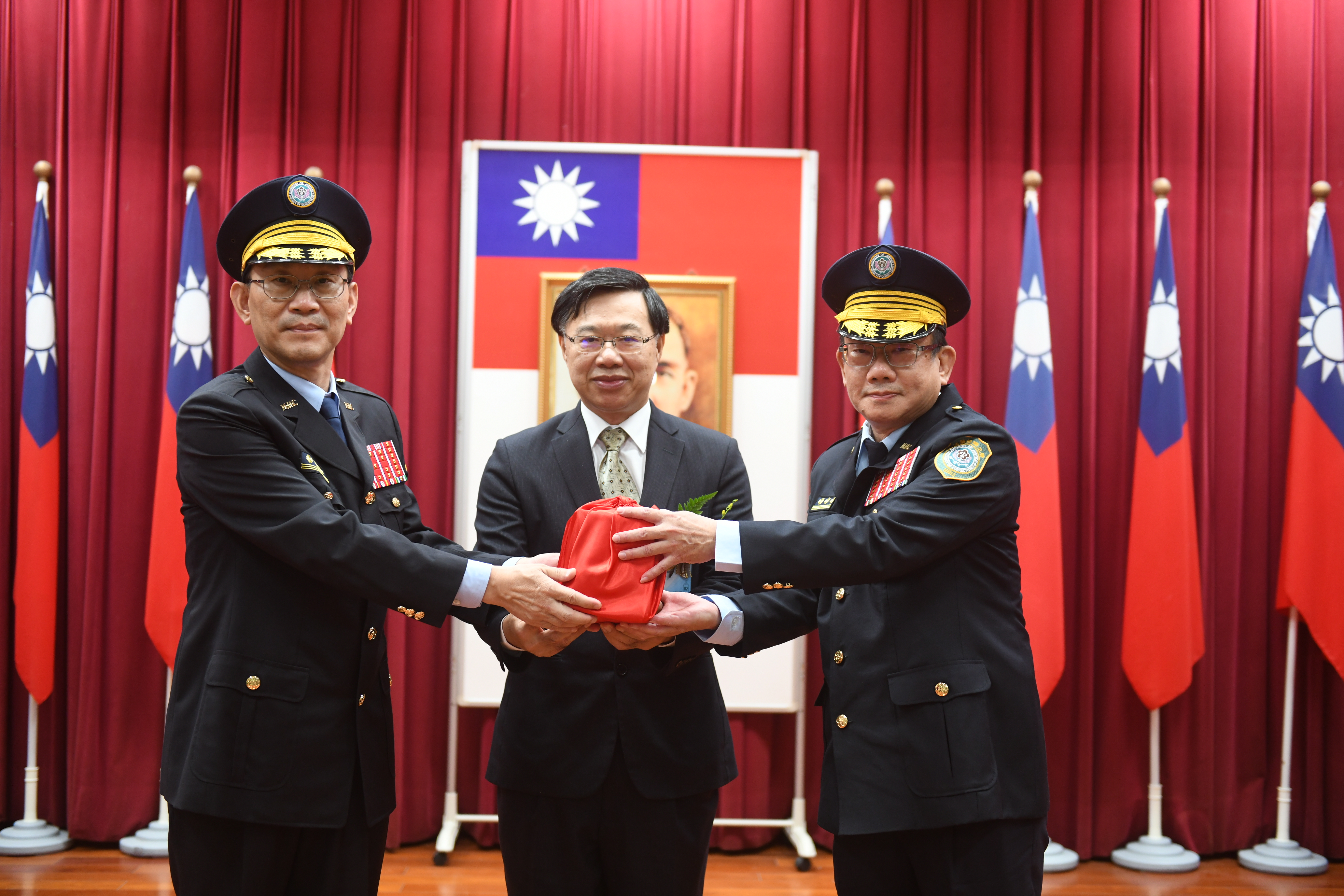楊副署長接宜蘭監_0