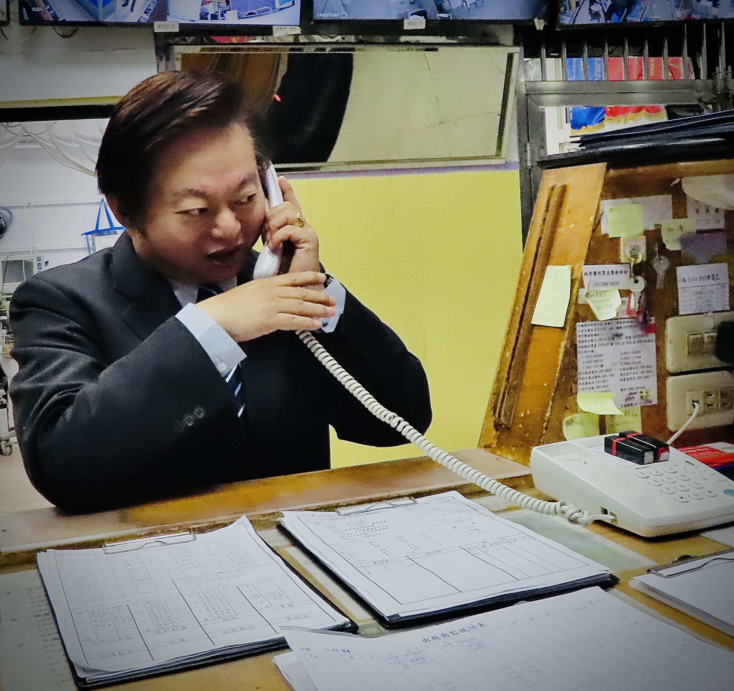 電話慰問同仁