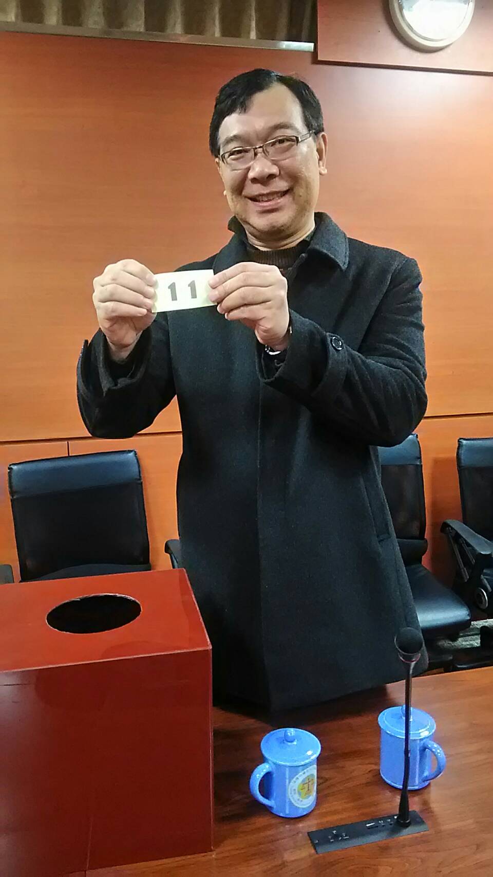 圖片：進行合併抽籤作業